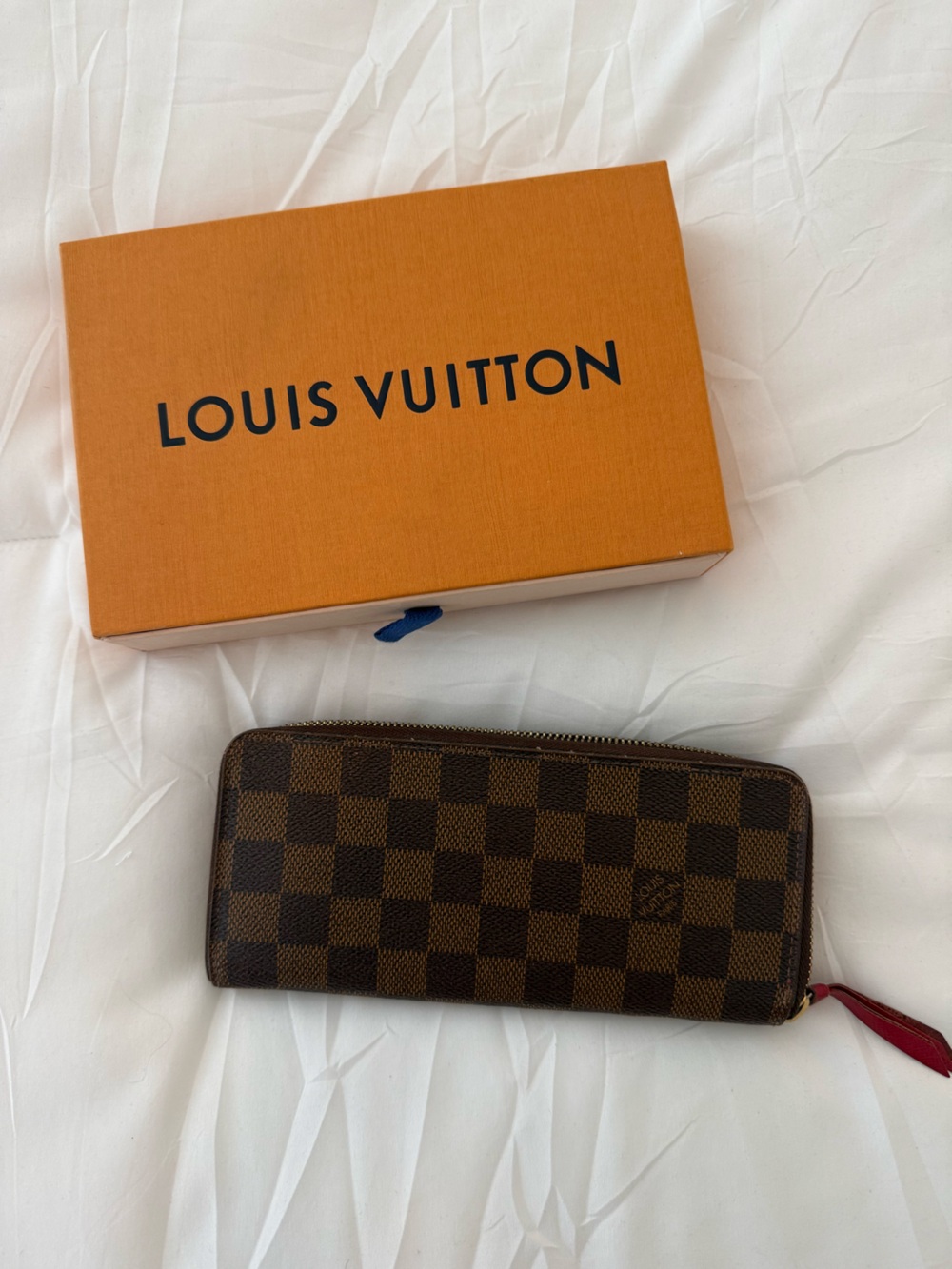 Louis Vuitton Damier Ebene Zip Around Wallet - Brown Checkered